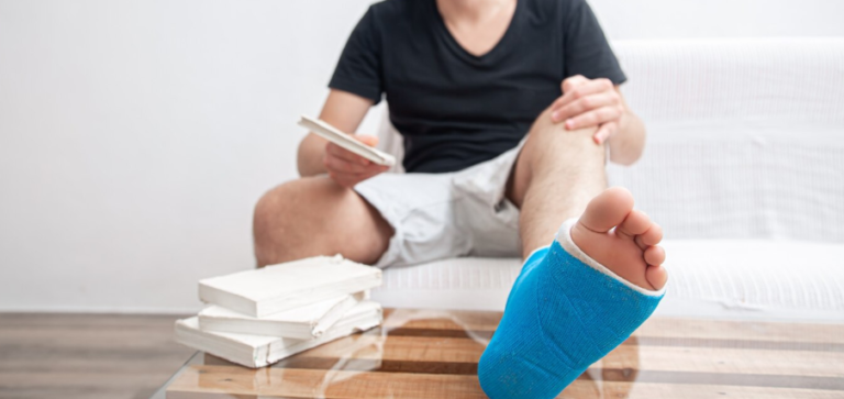 Understanding Foot Fractures: Symptoms, Diagnosis, and Treatment