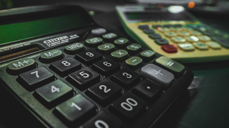 Crunching the Numbers: Why Your Business Needs Smart Financial Calculator Software